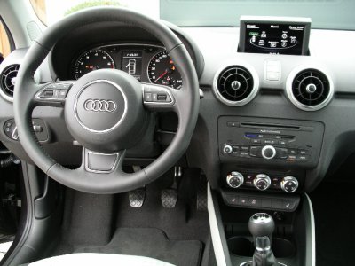 A1 Kockpit.JPG