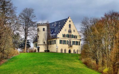 Schloss_Rosenau.jpg