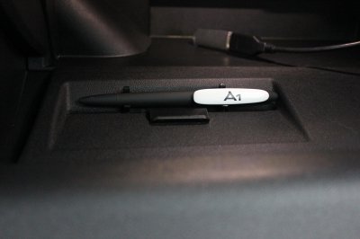 Handschuhfach.jpg