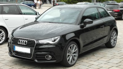Audi A1 von vorne.jpg