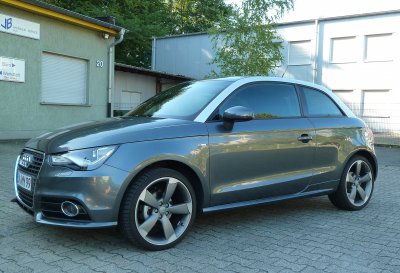 Fahrerseite vorne.jpg