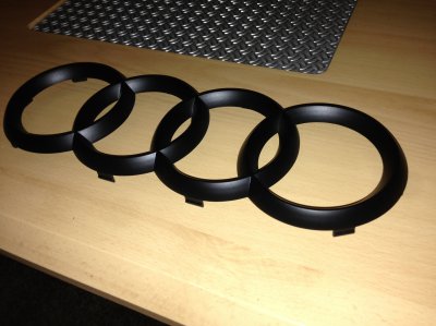 Ringe_Schwarz.jpg