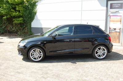 Audi_A1_Scheibentoenung_95_7.JPG