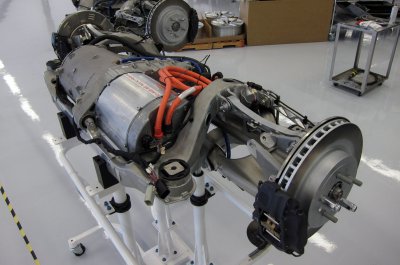 teslas9.jpg