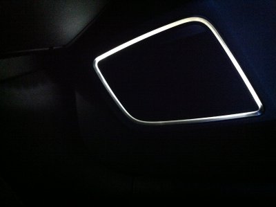 bose_dark.JPG