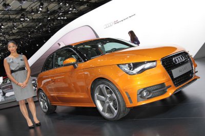 Audi-A1-1-4-TFSI-Paris-2010-f900x600-F4F4F2-C-12ccbf0f-404598.jpg