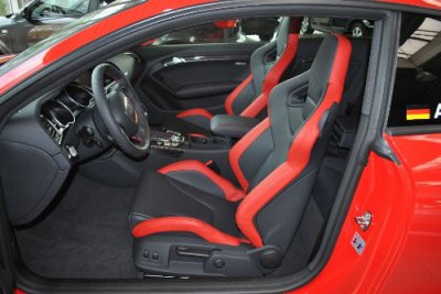 Audi-exclusive-interieur-RS5-1.jpg