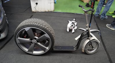 Tretroller Audi RS mit Rotors.jpg