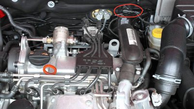 A1 Motorraum Saugrohrdruck.jpeg