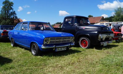 Opel Kadett B 1972 Limo (1).jpg