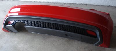 Heckstoßstange S-Line misanorot 01.JPG