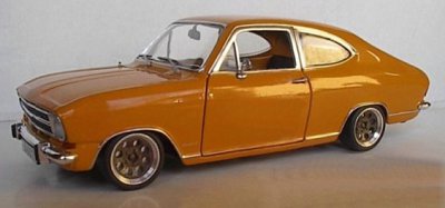 Opel Kadett LS Coupe (Modell).jpg