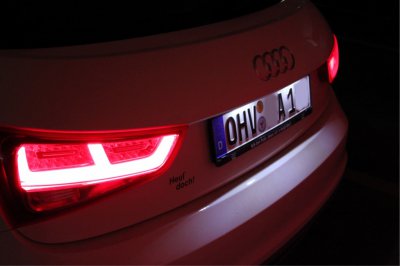 LED1.jpg