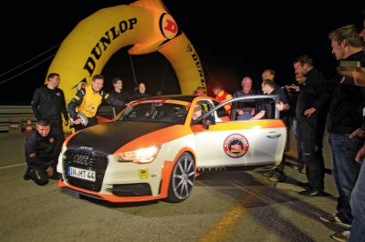 Highspeed-Test-Nardo-ams1511-391km-h-MTM-Audi-A1-Gruppenbild-c890x594-ffffff-C-d682230b-511552.jpg
