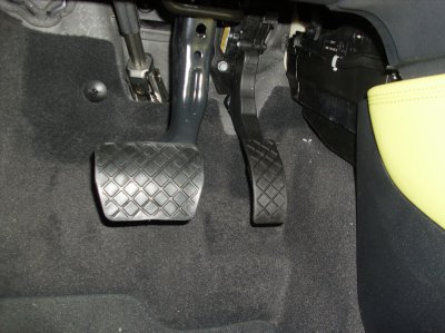 Pedale S tronic.jpg