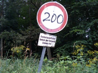 forstautobahn03.jpg