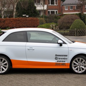 Hier mal wieder was Neues.
Mein Geburtstagsgeschenk 2012 ;)
2012 08 19 Racingernie   02