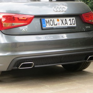 Nach Umbau Auspuff mit Blenden vom Audi A8 W12