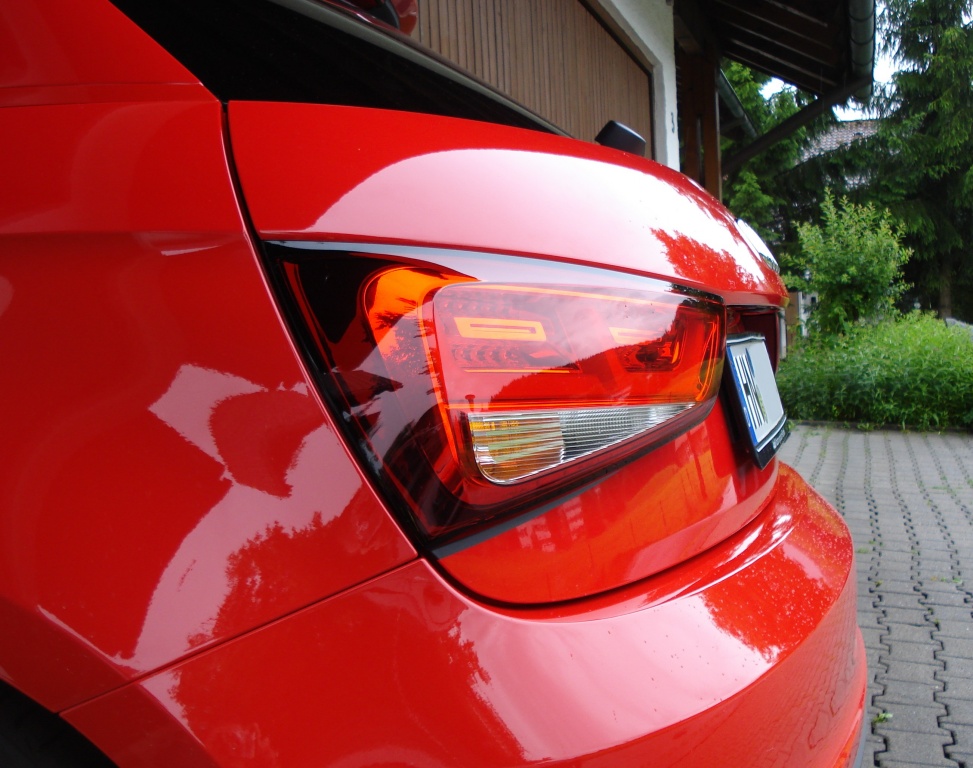 A1 LED Rückleuchten schwarz NEU (11)