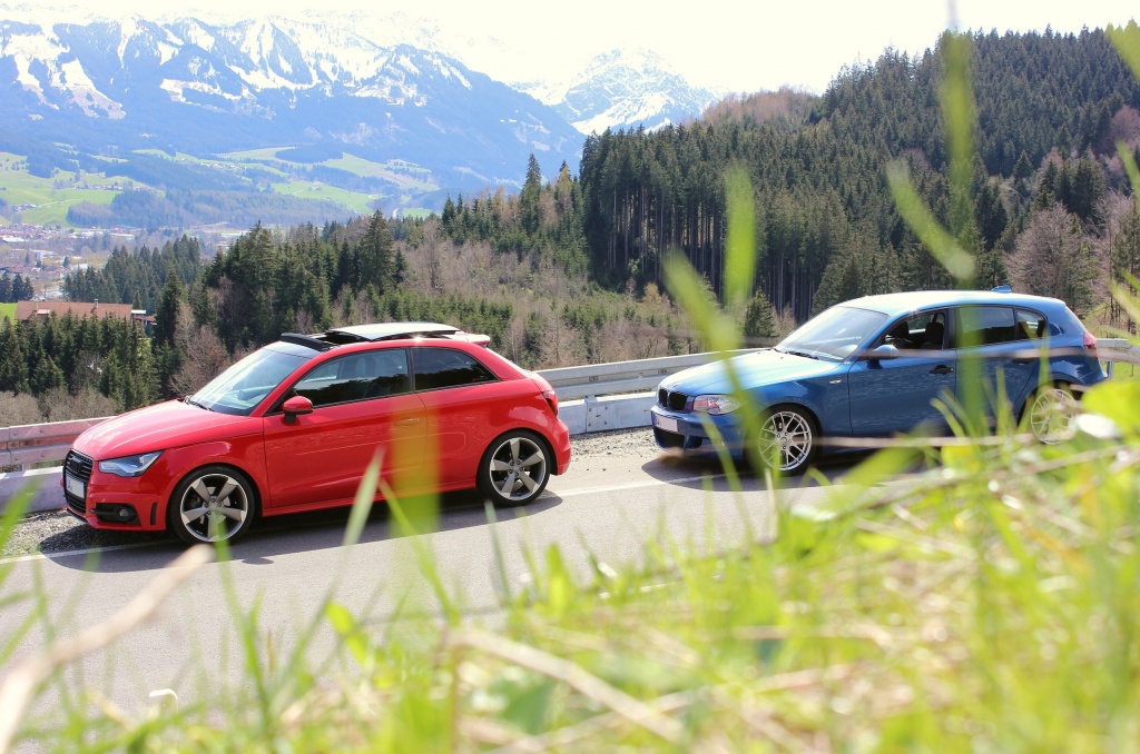 Durchs Gras geschaut!
Ausflug am 21.04.2012 im Allgäu
Audi A1 Roter Piranha mit BMW 1er von Spiderpig99